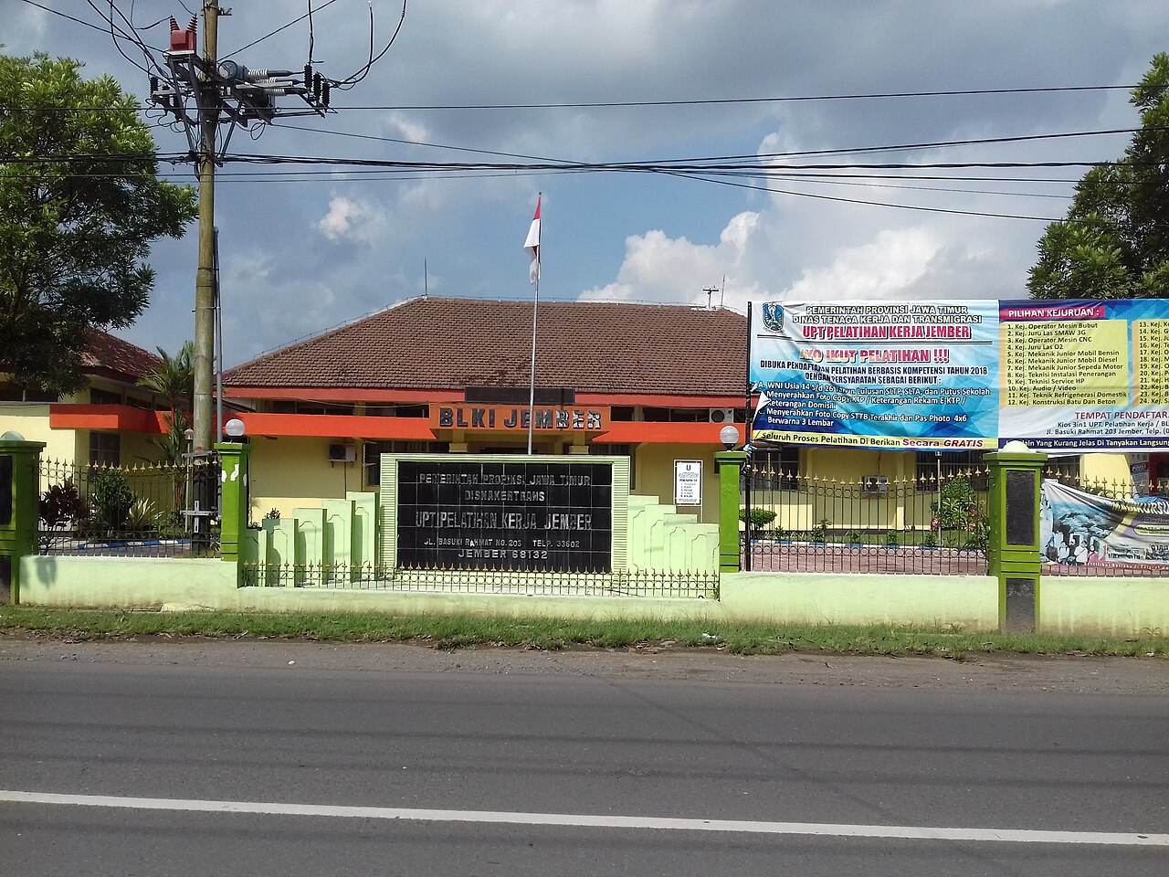 Bursa kerja singkilutara